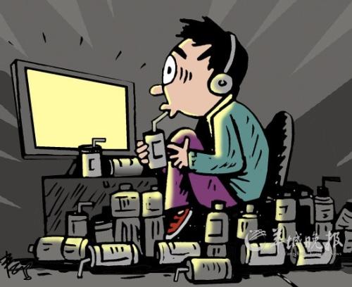 南竹路支巷深處的黑網(wǎng)咖 15平米暗室內(nèi)擠著15臺電腦，監(jiān)管是否需要迭代？
